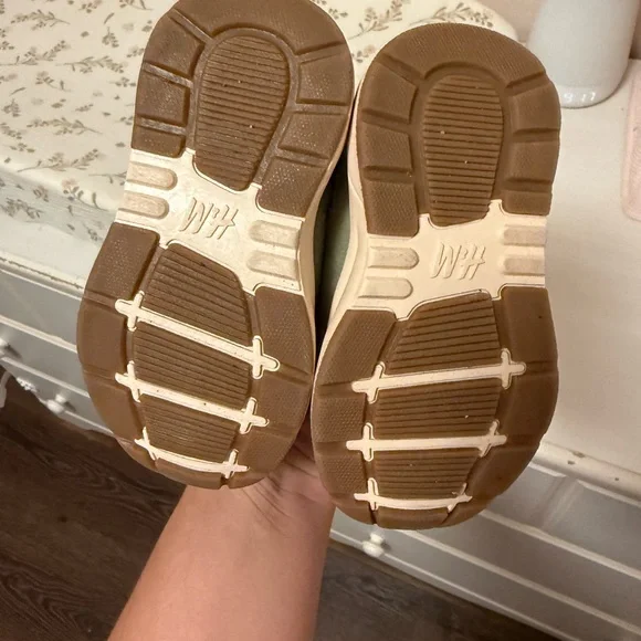 Disney lion king sneakers kids - Picture 3 of 3